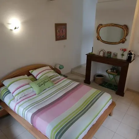 A Deux Готель типу 