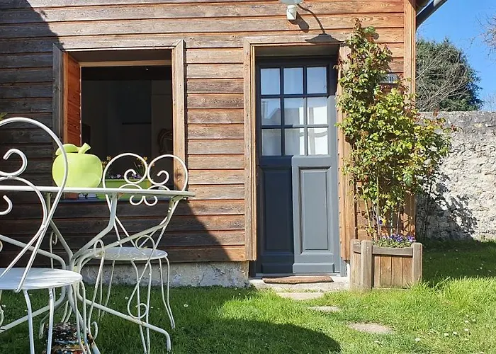 A Deux Bed & Breakfast